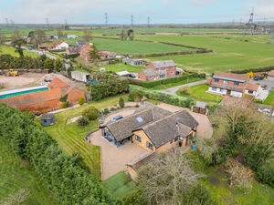 Photo 27- click for photo gallery